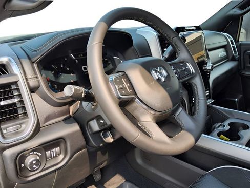 Used 2025 RAM 3500 Laramie AWD/4WD image 22