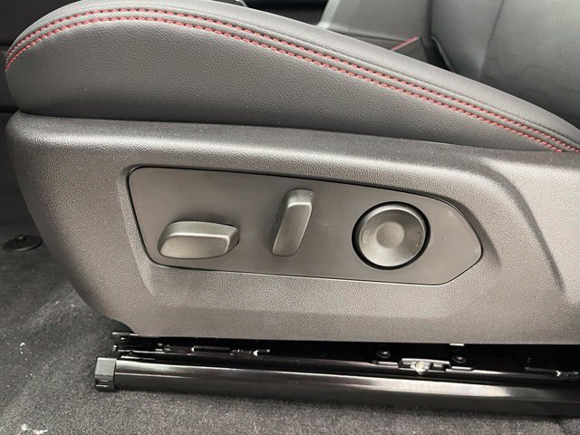 New 2026 Chevrolet Colorado Z71 w/ Technology Package AWD/4WD image 16
