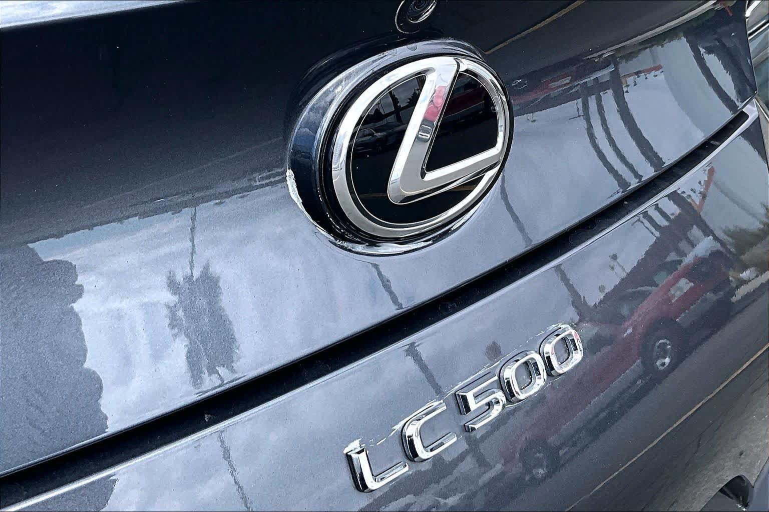 Used 2023 Lexus LC 500 Coupe w/ Touring Package RWD image 31