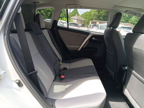 Used 2014 Toyota RAV4 XLE FWD image 12