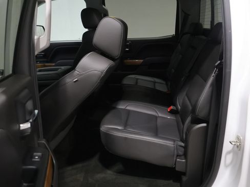 Used 2018 Chevrolet Silverado 1500 LTZ w/ Sport Package AWD/4WD image 18