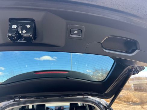 Used 2021 MAZDA CX-9 Touring image 9