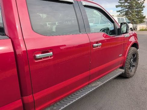 Used 2016 Ford F150 Lariat w/ Equipment Group 502A Luxury AWD/4WD image 17