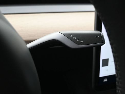 Used 2021 Tesla Model Y 2WD image 21