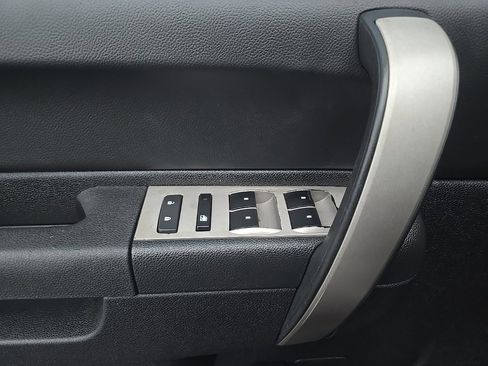 Used 2011 Chevrolet Silverado 1500 LT w/ All-Star Edition image 12