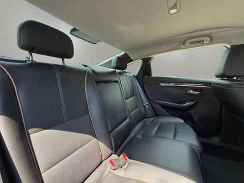 Used 2019 Chevrolet Impala Premier FWD image 29
