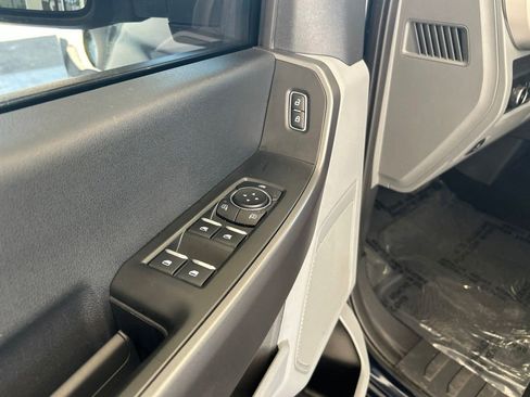 Used 2025 Ford F350 XLT AWD/4WD image 38