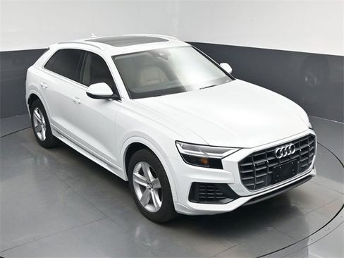 Used 2019 Audi Q8 Premium w/ Convenience Package image 48
