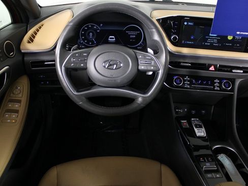 Used 2021 Hyundai Sonata Limited image 4