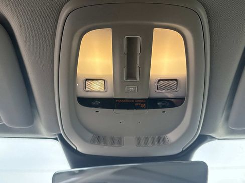 Certified 2023 Volvo XC60 B5 Plus w/ Climate Package image 25