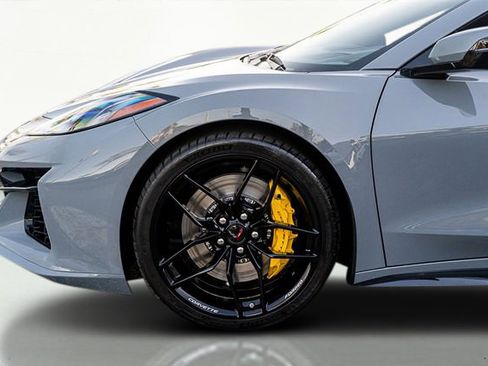 Used 2025 Chevrolet Corvette Z06 image 20