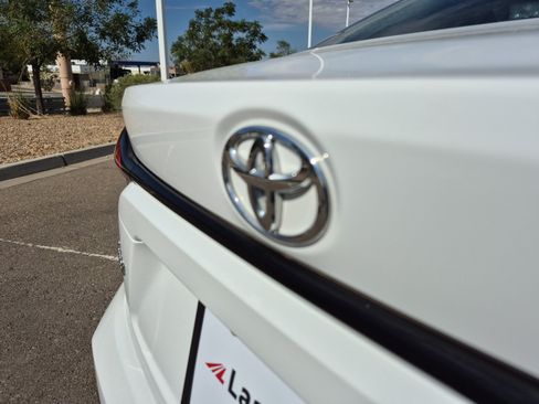 Used 2025 Toyota Corolla LE FWD image 23