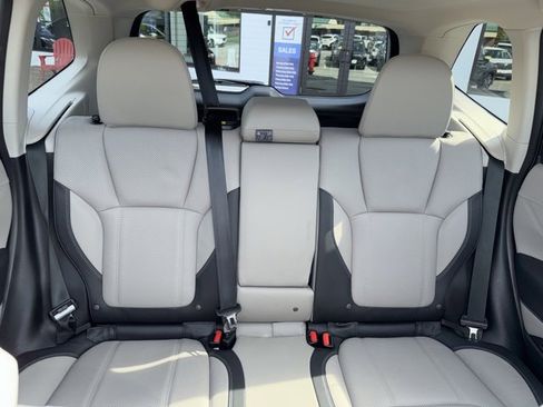 Used 2023 Subaru Forester Limited image 22