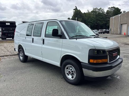 New 2026 GMC Savana 2500 w/ Driver Convenience Package RWD image 2