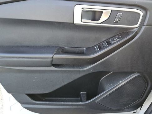 Used 2021 Ford Explorer 2WD image 16