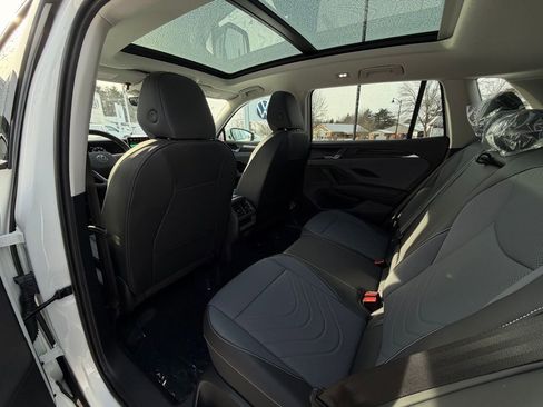 New 2026 Volkswagen Tiguan SE image 27