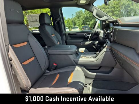 New 2026 GMC Sierra 2500 AT4 w/ AT4 Premium Plus Package AWD/4WD image 43