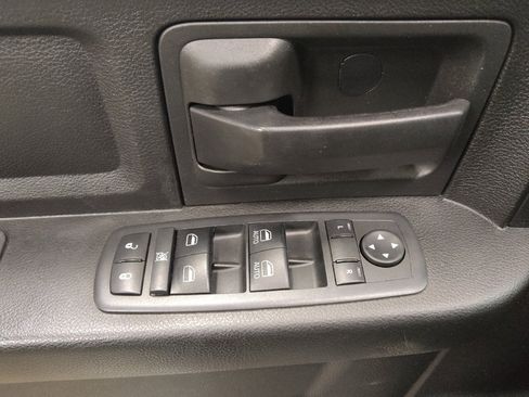 Used 2019 RAM 1500 Tradesman w/ Chrome Plus Package image 27