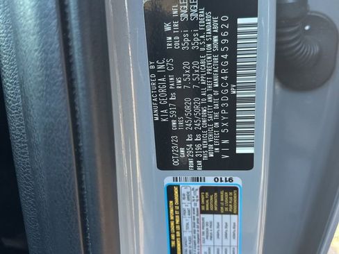 Used 2024 Kia Telluride EX X-Line image 32