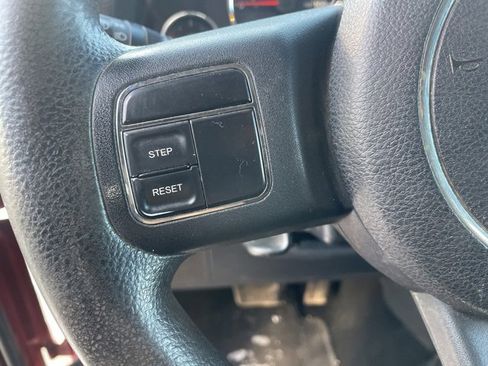 Used 2012 Jeep Wrangler Sport image 19