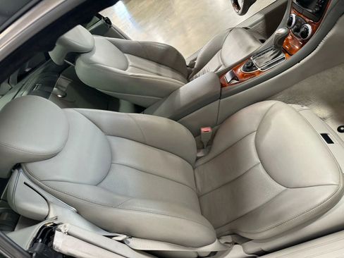 Used 2003 Mercedes-Benz SL 500 image 10