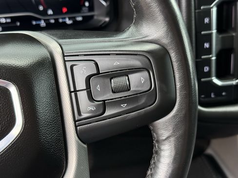 Used 2022 GMC Yukon Denali RWD image 17