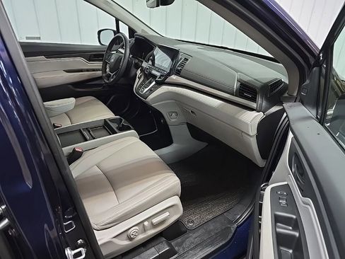 Used 2023 Honda Odyssey EX-L image 16