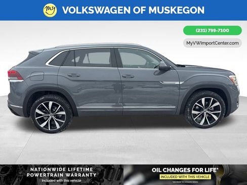 New 2026 Volkswagen Atlas Cross Sport SEL Premium R-Line image 8