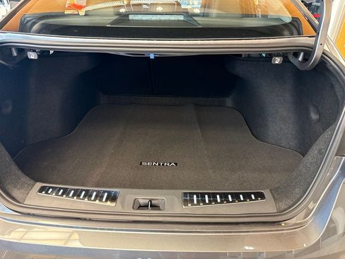 New 2026 Nissan Sentra SR w/ SR Premium Package FWD image 9