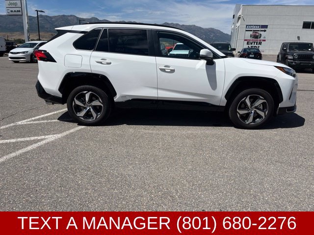 Used 2025 Toyota RAV4 SE AWD/4WD image 2