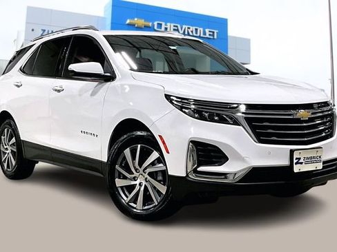 Certified 2022 Chevrolet Equinox Premier w/ LPO, Floor Liner Package image 1