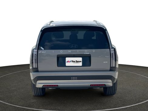 New 2026 Hyundai Ioniq 9 SE image 5