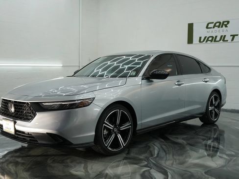 Used 2024 Honda Accord Sport image 1