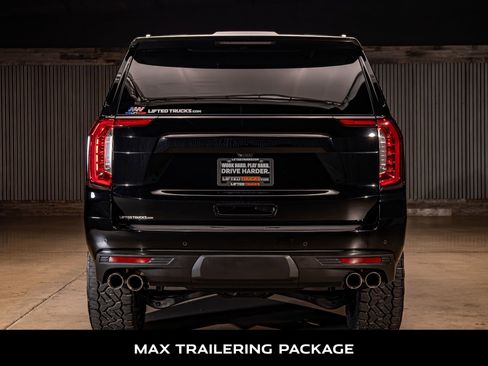 Used 2024 GMC Yukon XL Denali w/ Denali Reserve Package image 8