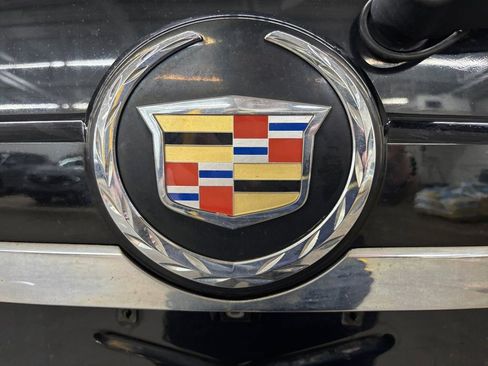 Used 2014 Cadillac Escalade Premium image 35