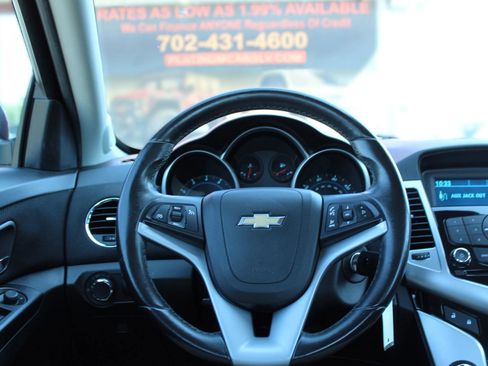 Used 2014 Chevrolet Cruze LT FWD image 14