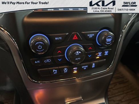 Used 2021 Jeep Grand Cherokee Laredo w/ Security & Convenience Group image 16