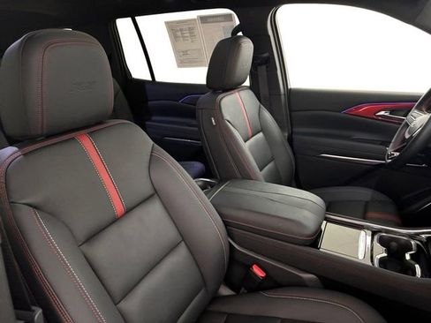 Certified 2024 Chevrolet Traverse RS w/ LPO, Floor Liner Package image 14