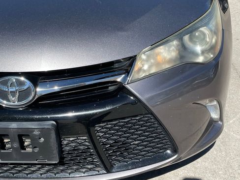 Used 2017 Toyota Camry SE image 8