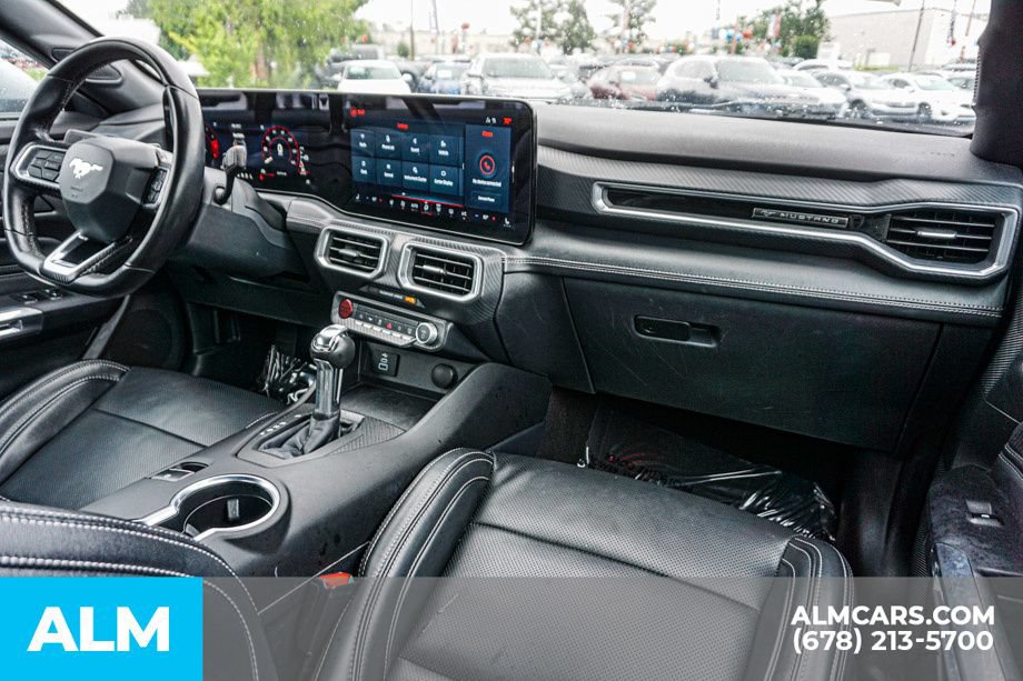 Used 2025 Ford Mustang Premium RWD image 23