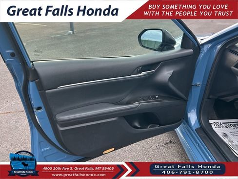 Used 2024 Toyota Camry XSE image 12