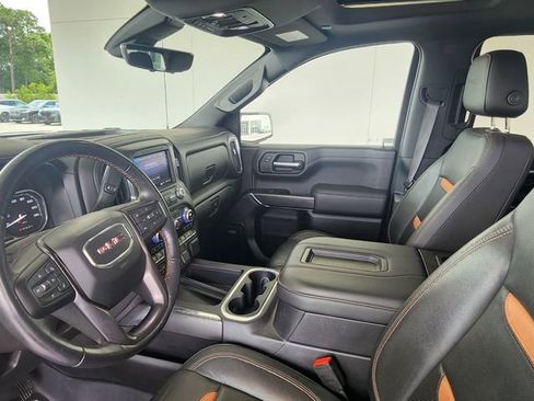 Used 2019 GMC Sierra 1500 AT4 w/ Technology Package AWD/4WD image 18