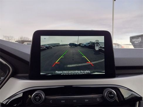 Used 2022 Ford Escape SEL image 21