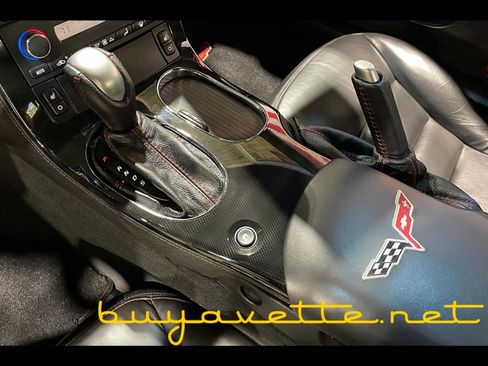 Used 2006 Chevrolet Corvette Coupe w/ Preferred Equipment Group image 19