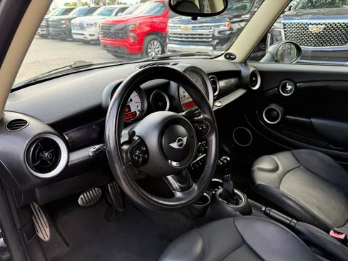 Used 2014 MINI Cooper Clubman S FWD image 11