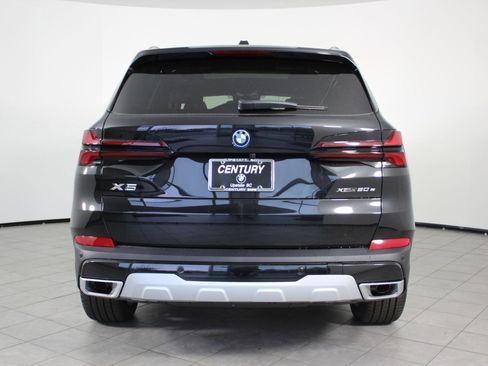 New 2026 BMW X5 xDrive50e w/ Executive Package AWD/4WD image 10