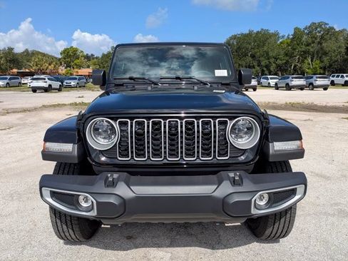 New 2026 Jeep Wrangler Unlimited Sahara AWD/4WD image 8