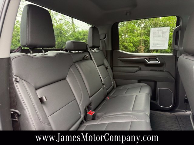 Used 2023 GMC Sierra 1500 SLT AWD/4WD image 19
