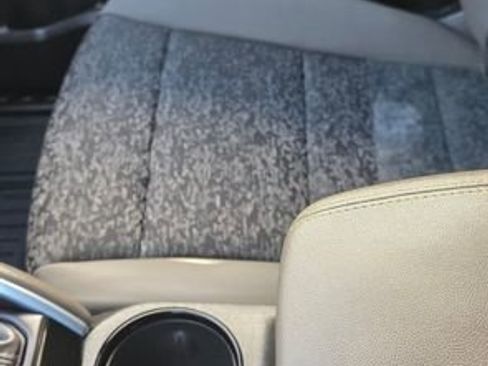 Used 2024 Chevrolet Colorado ZR2 w/ Technology Package image 21