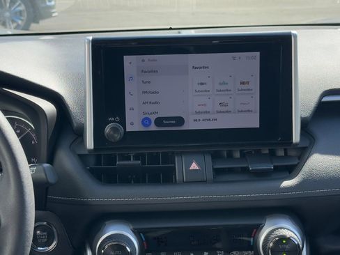 Used 2024 Toyota RAV4 XLE w/ Convenience Package image 13